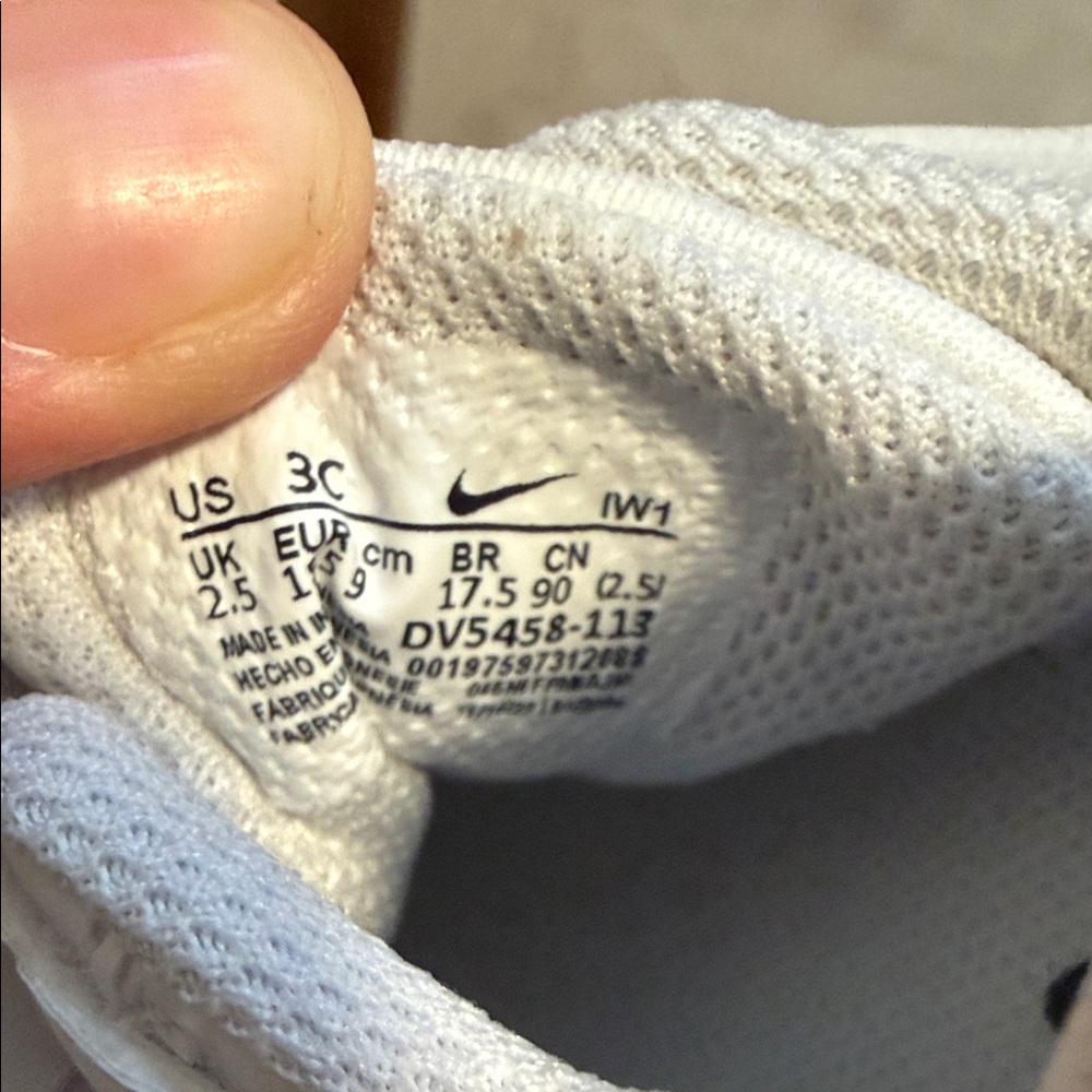 Nike Infant Baby Toddler White Sneakers with Hot Pink Swoosh - Velcro Strap - Picture 6 of 6